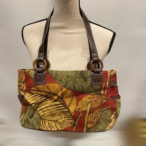 Y2K woven vegan leather leaves colors wood accents zip top Relic purse